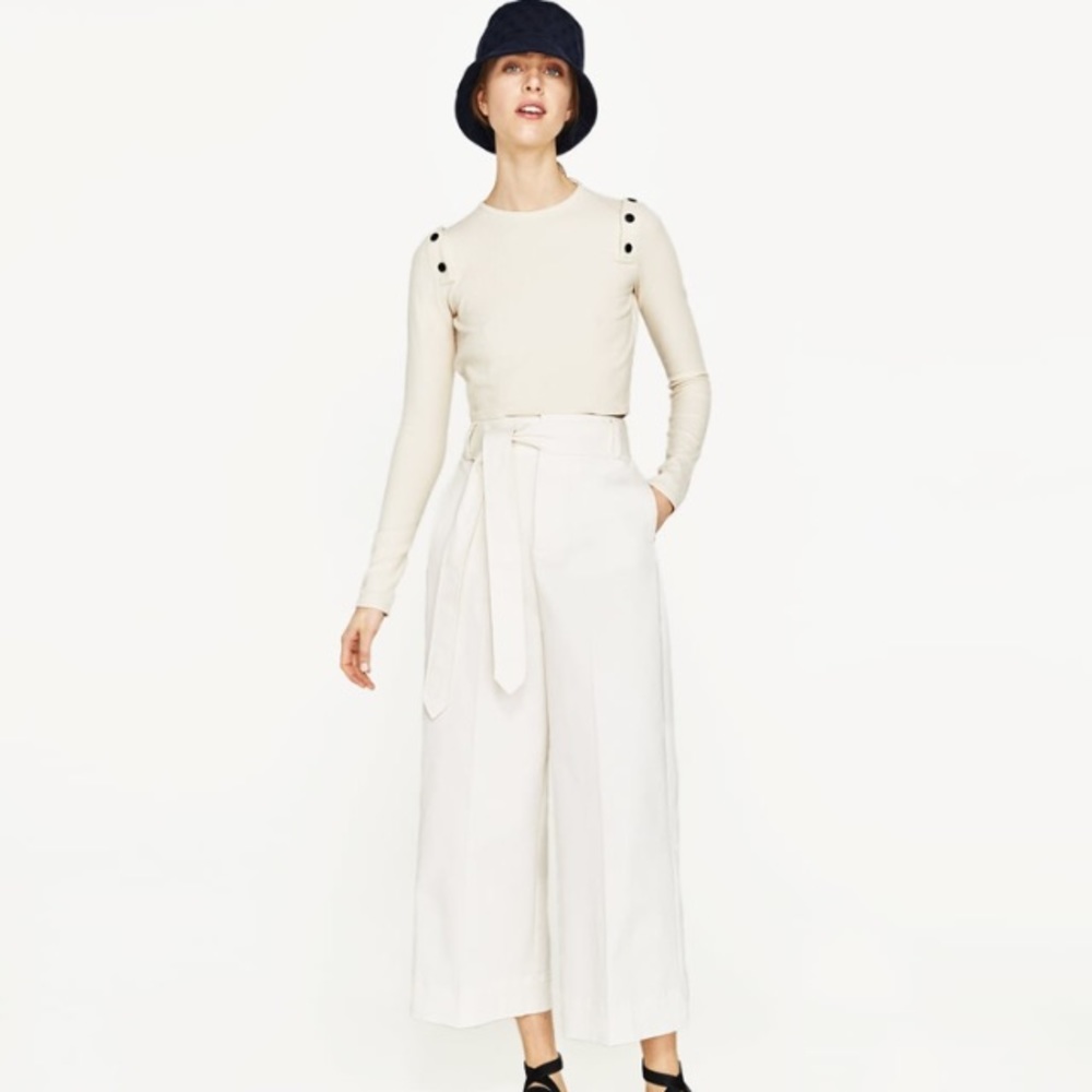 Zara Ribbed Top with Snaps, Size M